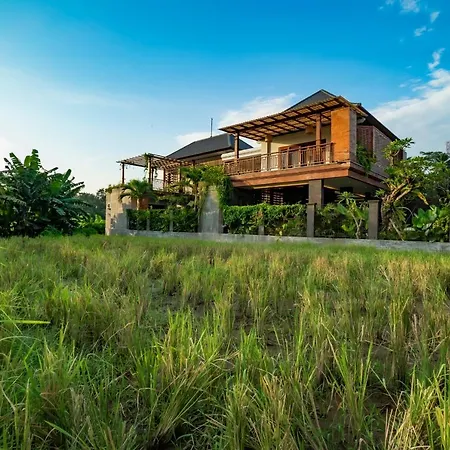 Uma Shanti Villa By Mahaputra