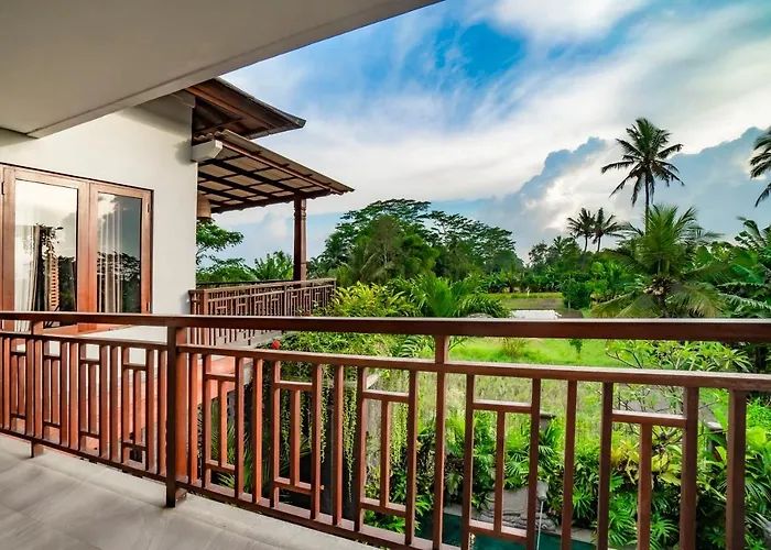 Uma Shanti By Mahaputra Hotel 3*